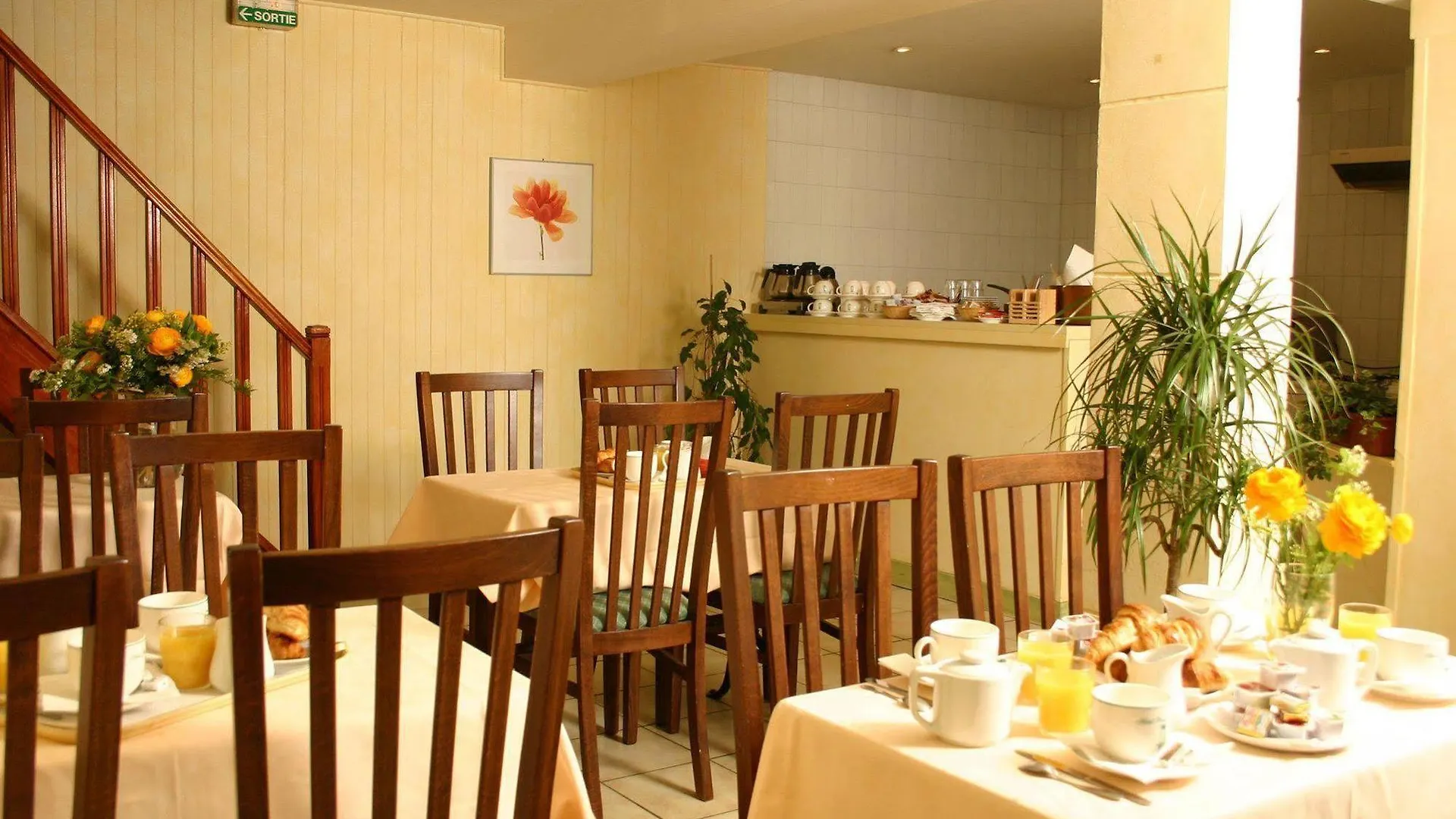 Otel Louvre 2*