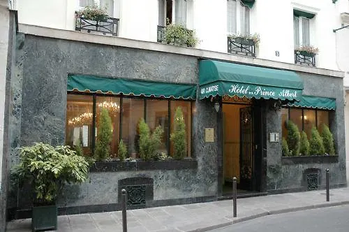 Louvre Otel 2*